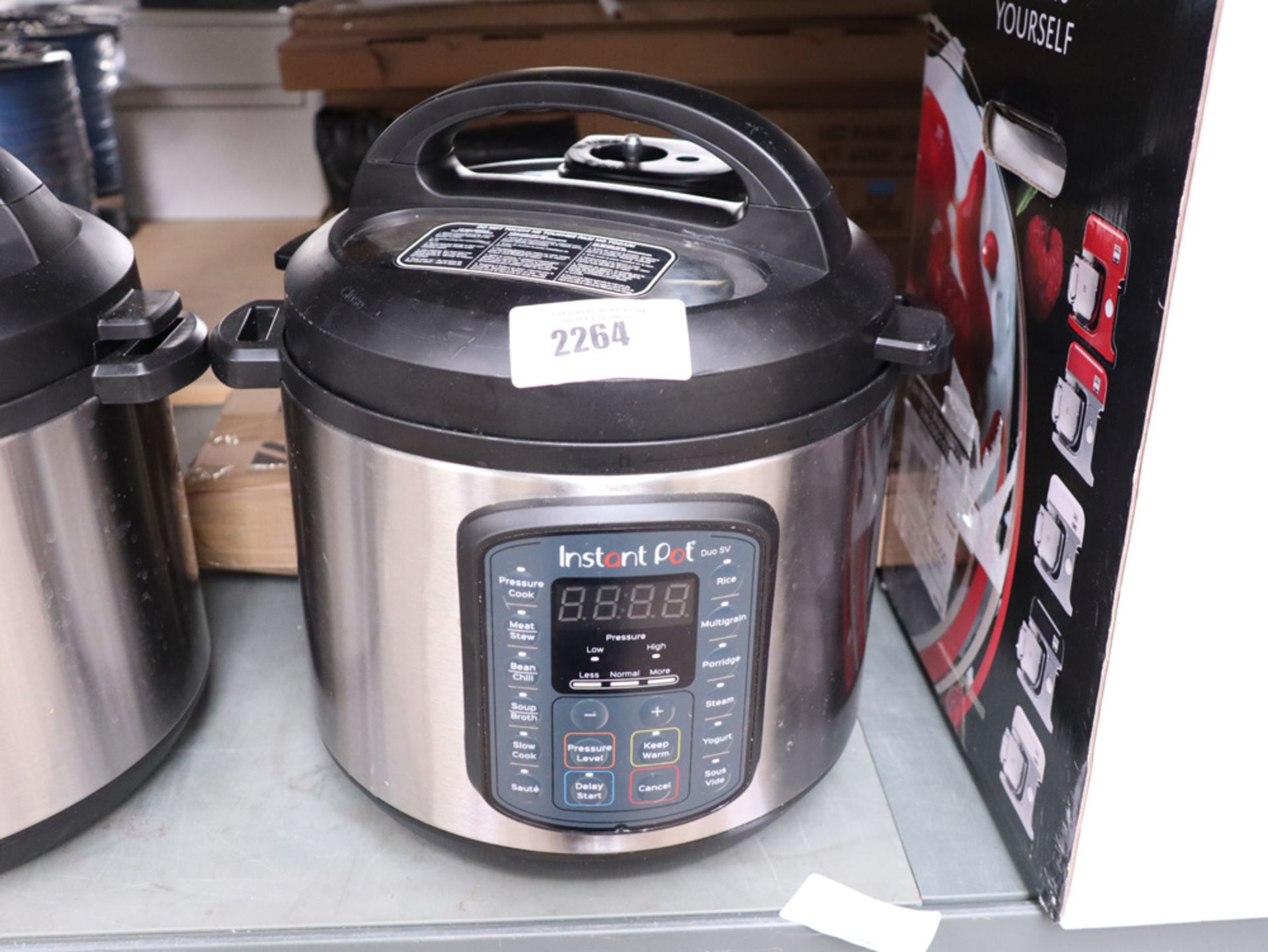 Unboxed Instant Pot pressure cooker with no gauge