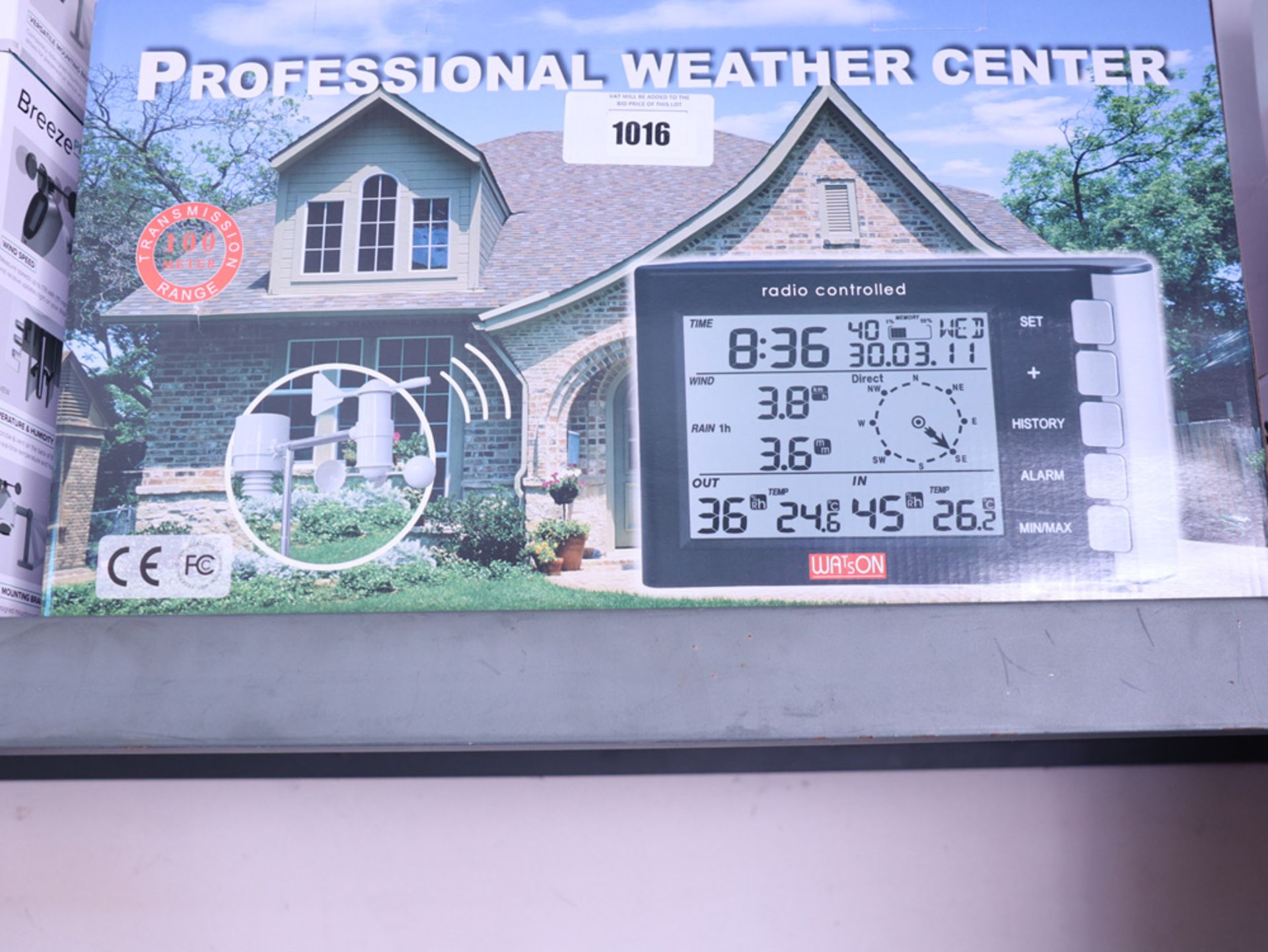 Boxed Professional weather centre