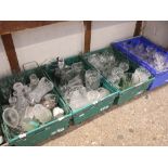 4 crates of mixed glassware