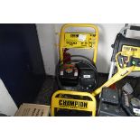 Champion 3000psi petrol pressure washer with lance
