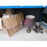 Large quantity of tablelamps and a ceiling light