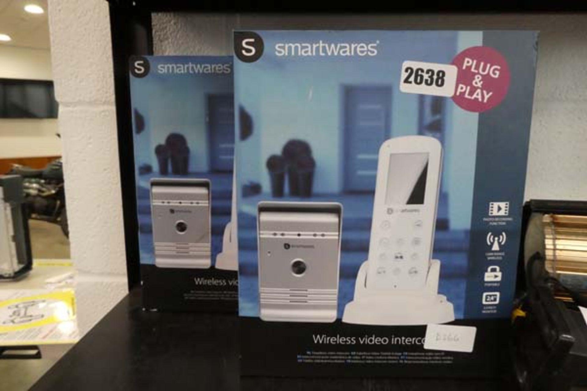 2x Smartwares plug & play video doorbell kits