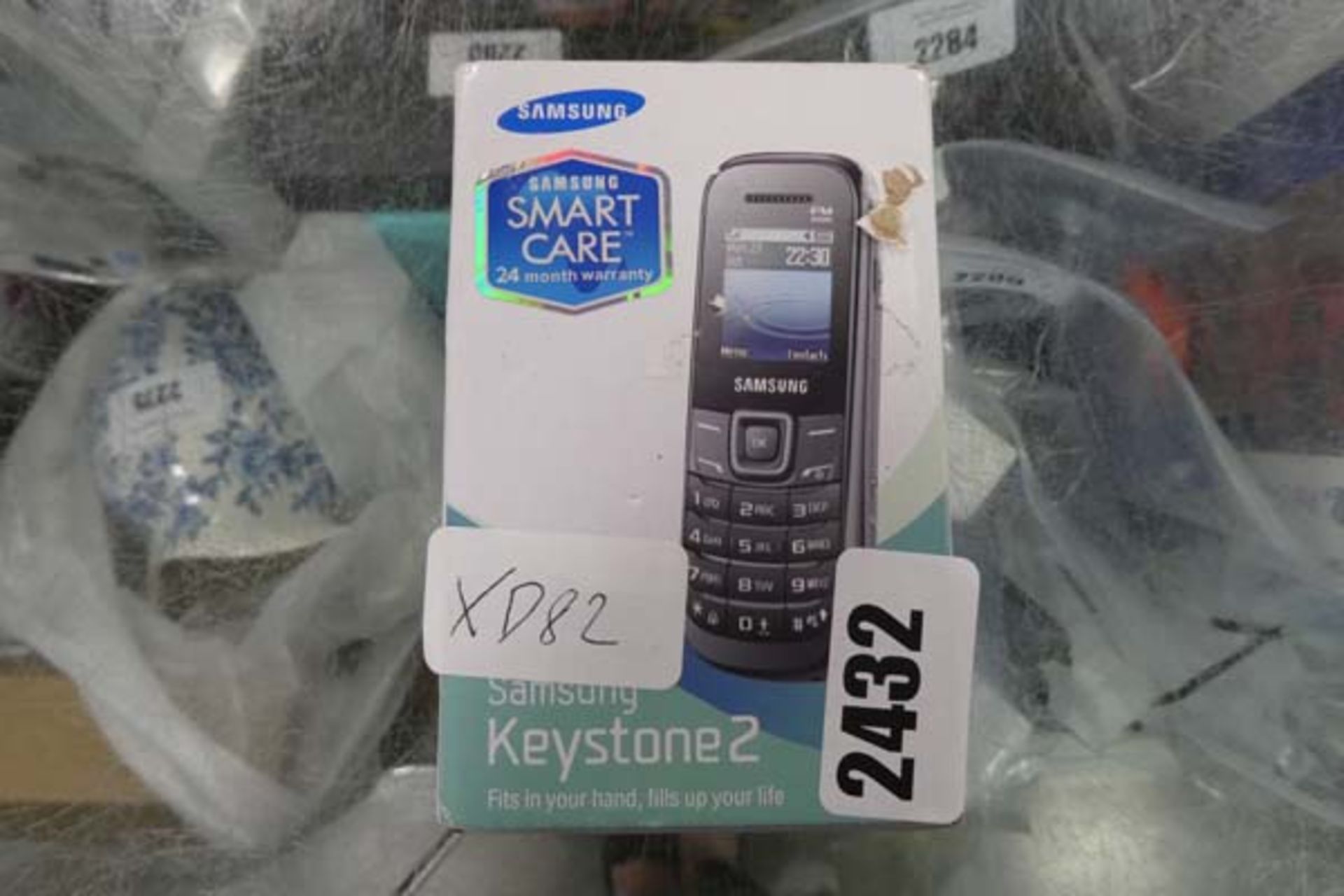 Samsung Keystone 2 mobile phone with box