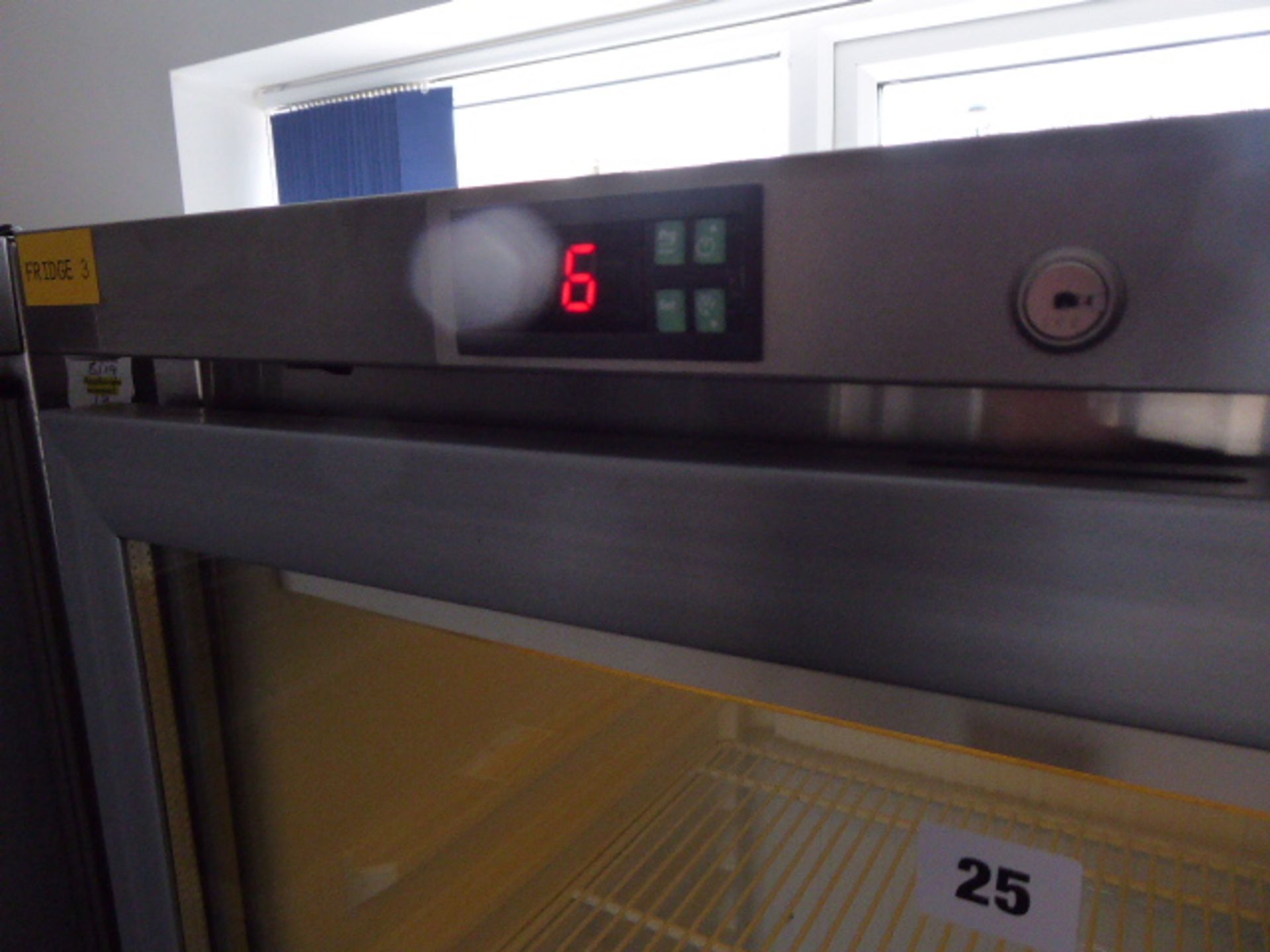 70cm Electrolux glass fronted display fridge on castors - Image 2 of 2