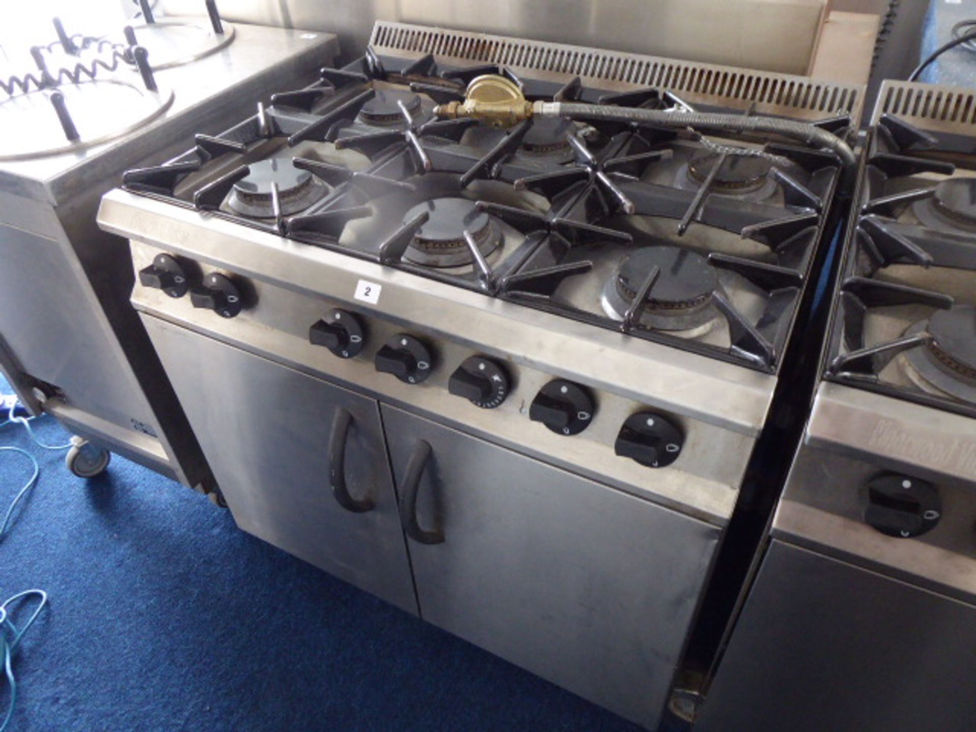 90cm LPG Moorwood Vulcan 6 burner cooker with double door oven under on castors