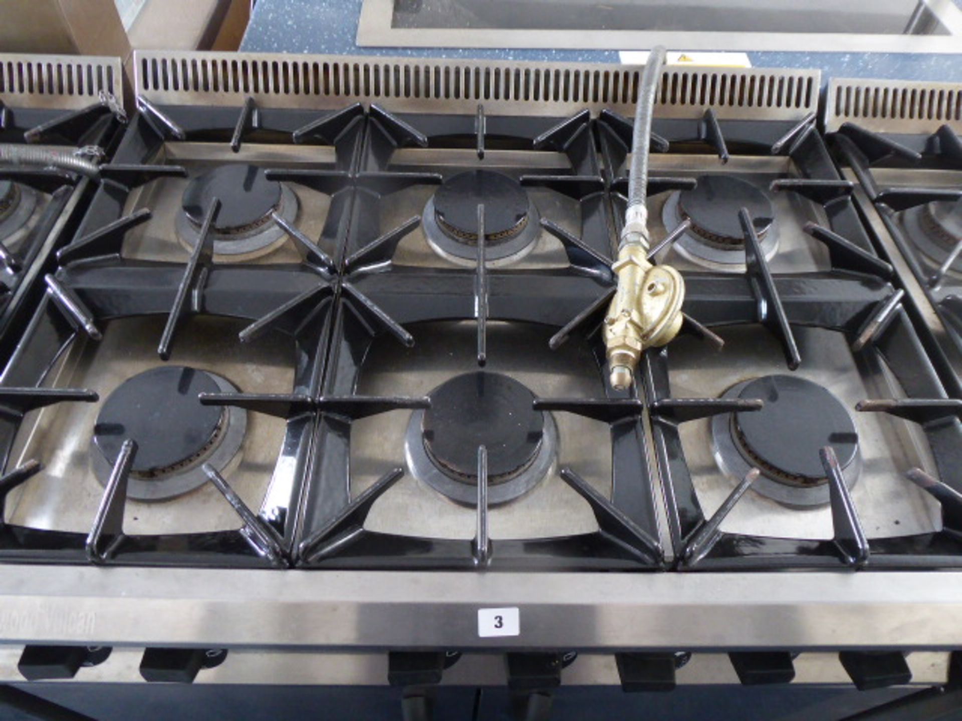90cm LPG Moorwood Vulcan 6 burner cooker with double door oven under on castors - Image 2 of 3