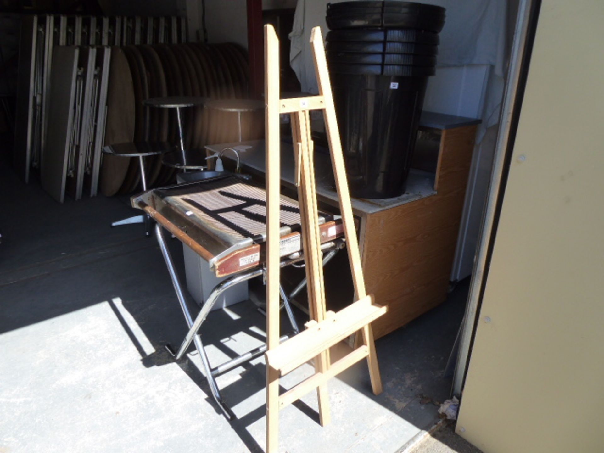 Wooden easel