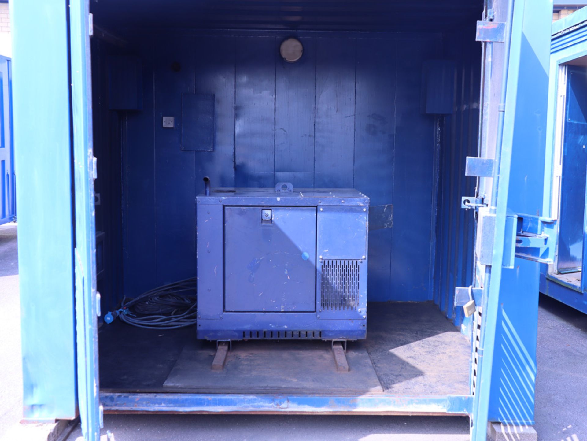 24ft by 9ft welfare unit with large diesel engine generator, single chemical toilet, large office/ - Image 2 of 13