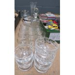 5533 Qty of glassware to inc. decanters, bowls, etc