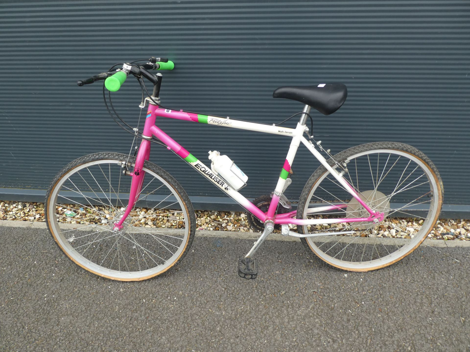 (4) Equaliser mountain bike in white and pink