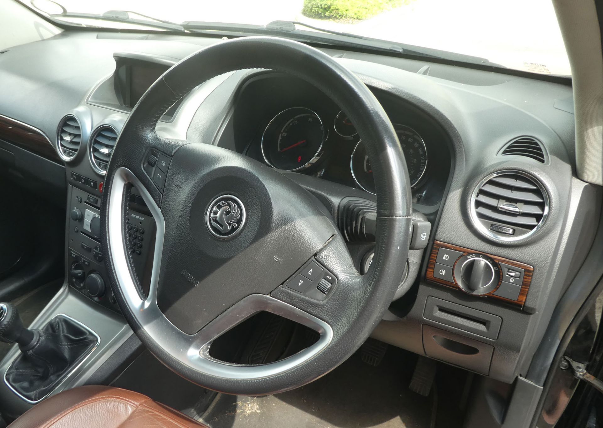 Vauxhall Antara SE CDTI in black, registration plate VO57 BLK, first registered 01.09.2007, 5 door - Image 8 of 10