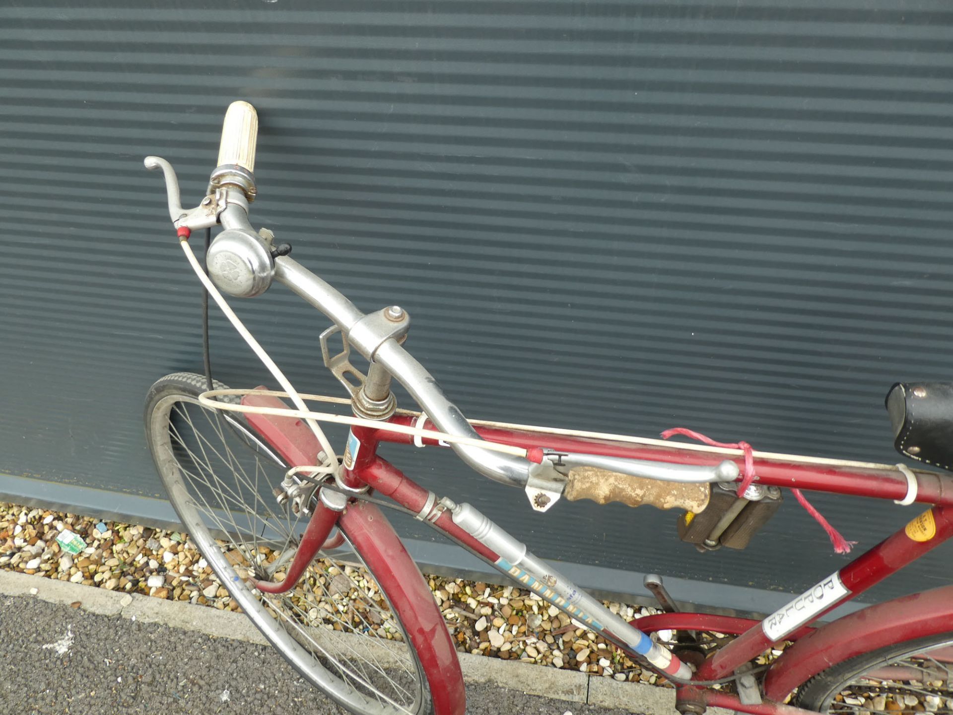 Popular bike in burgundy - Image 2 of 2