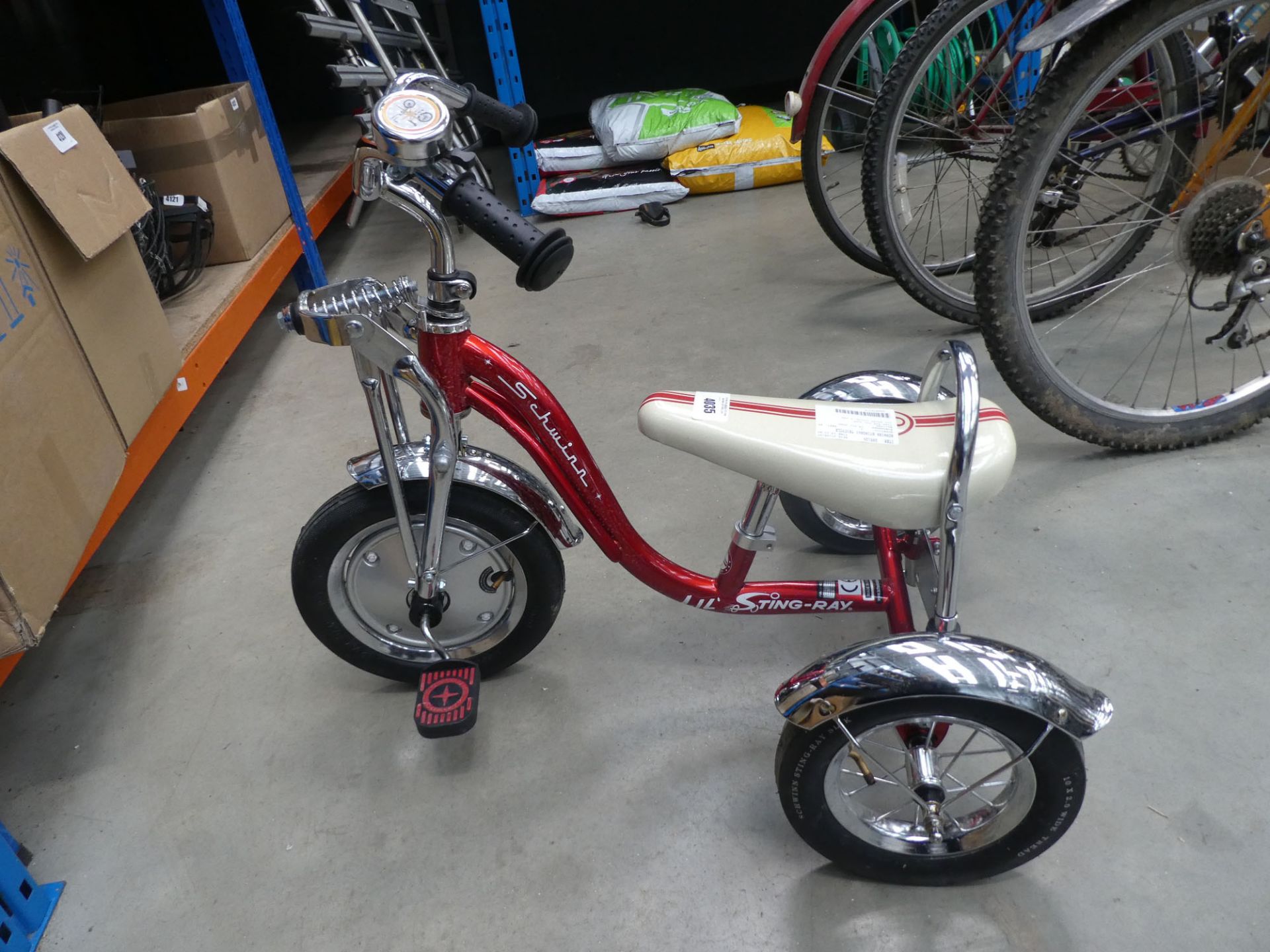 Schwinn Stingray trike