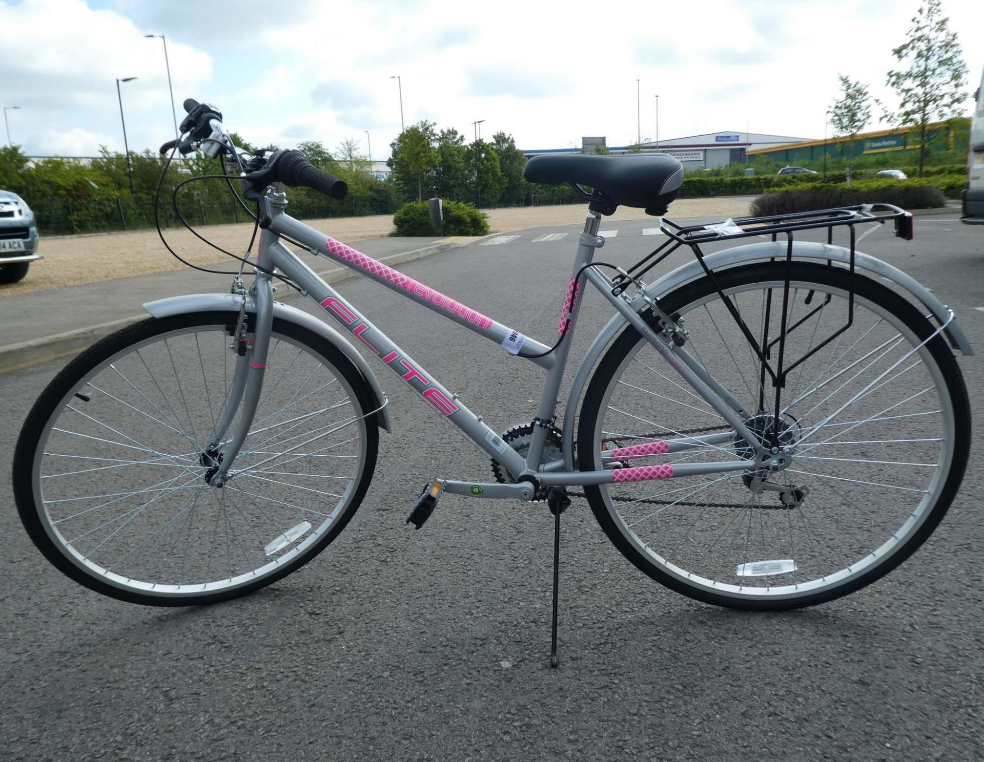 Revolution Elite grey and pink ladies bike