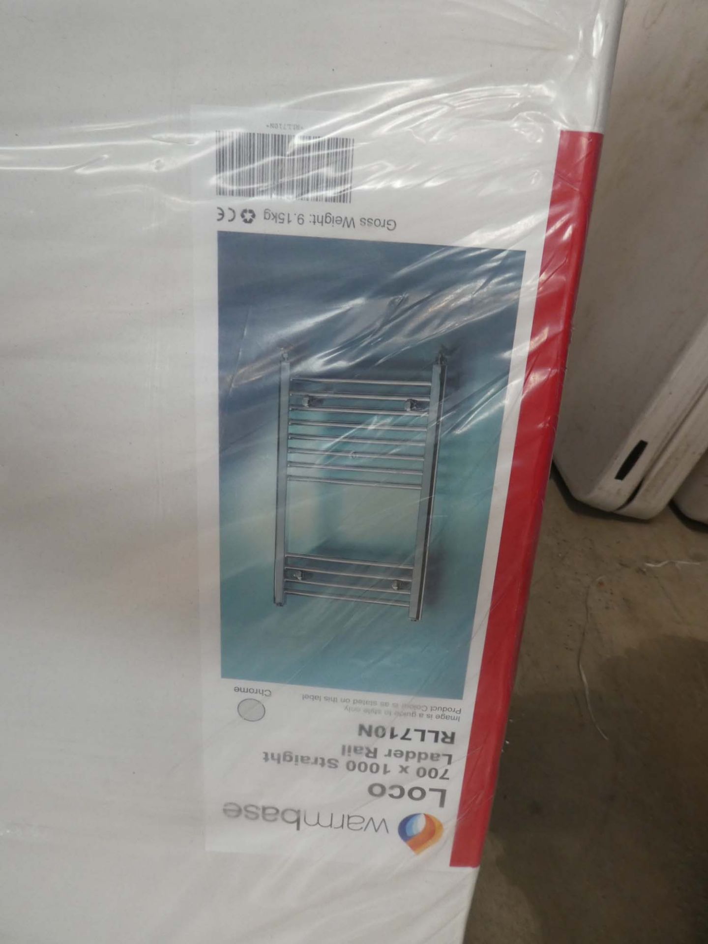 Boxed chrome towel radiator