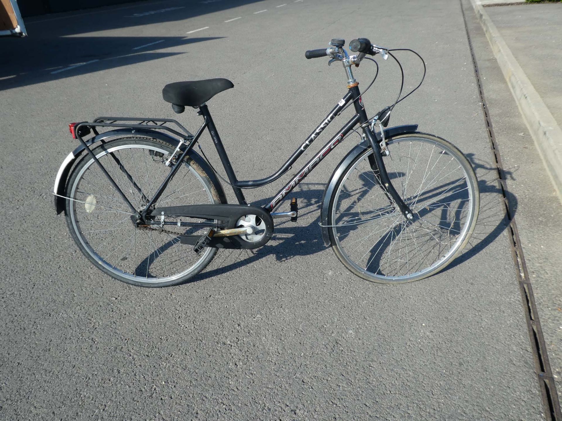 Black Classic ladies bike - Image 3 of 3