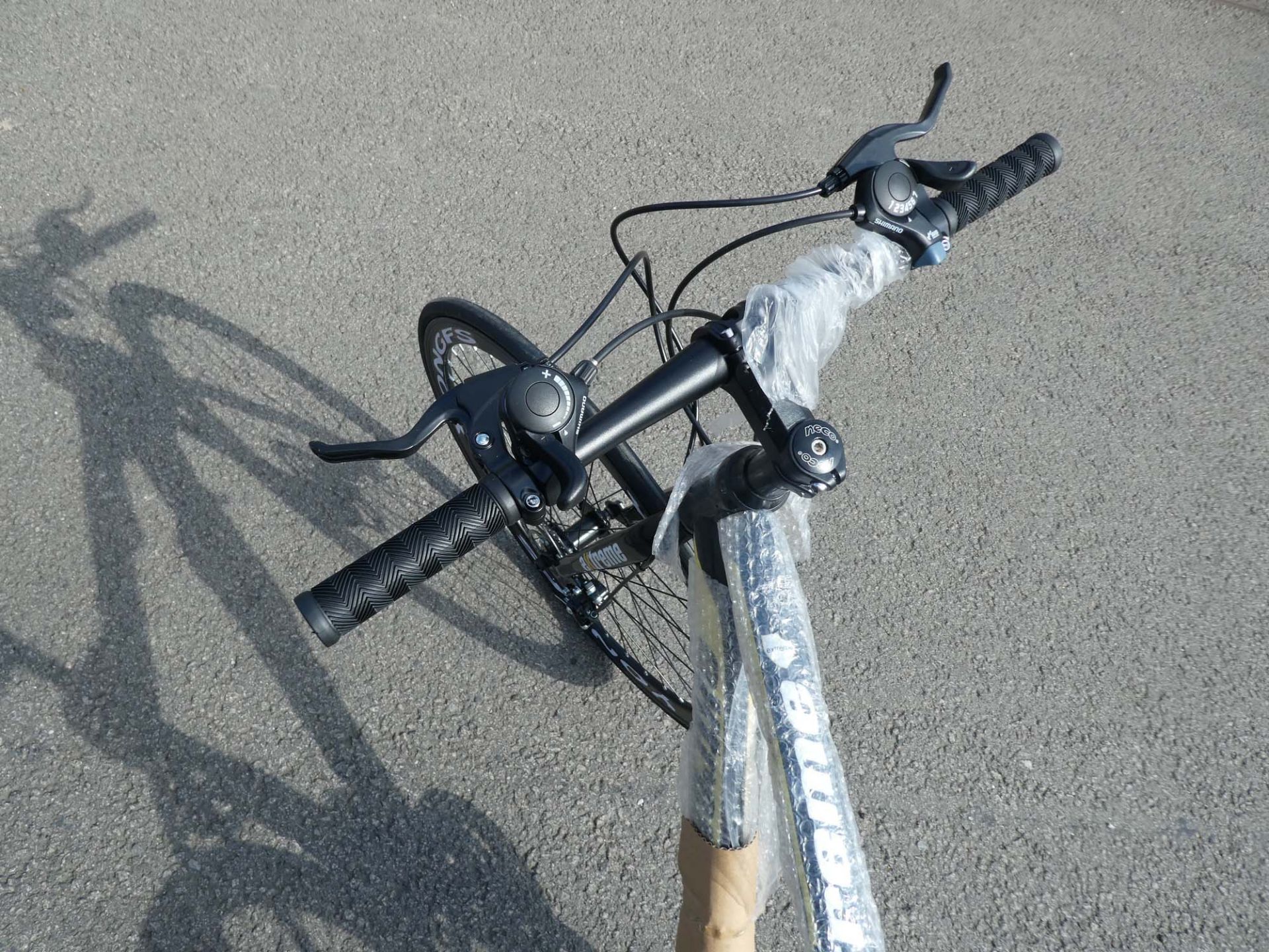 Black and yellow Extreme town bike - Image 2 of 3