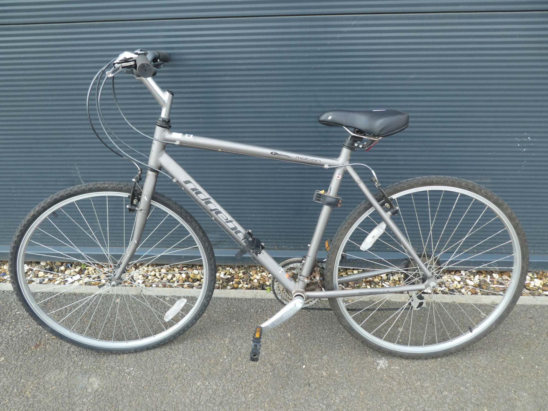 Ridgeback gents town bike