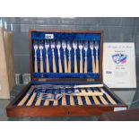 Cased fish knife and fork set plus servers