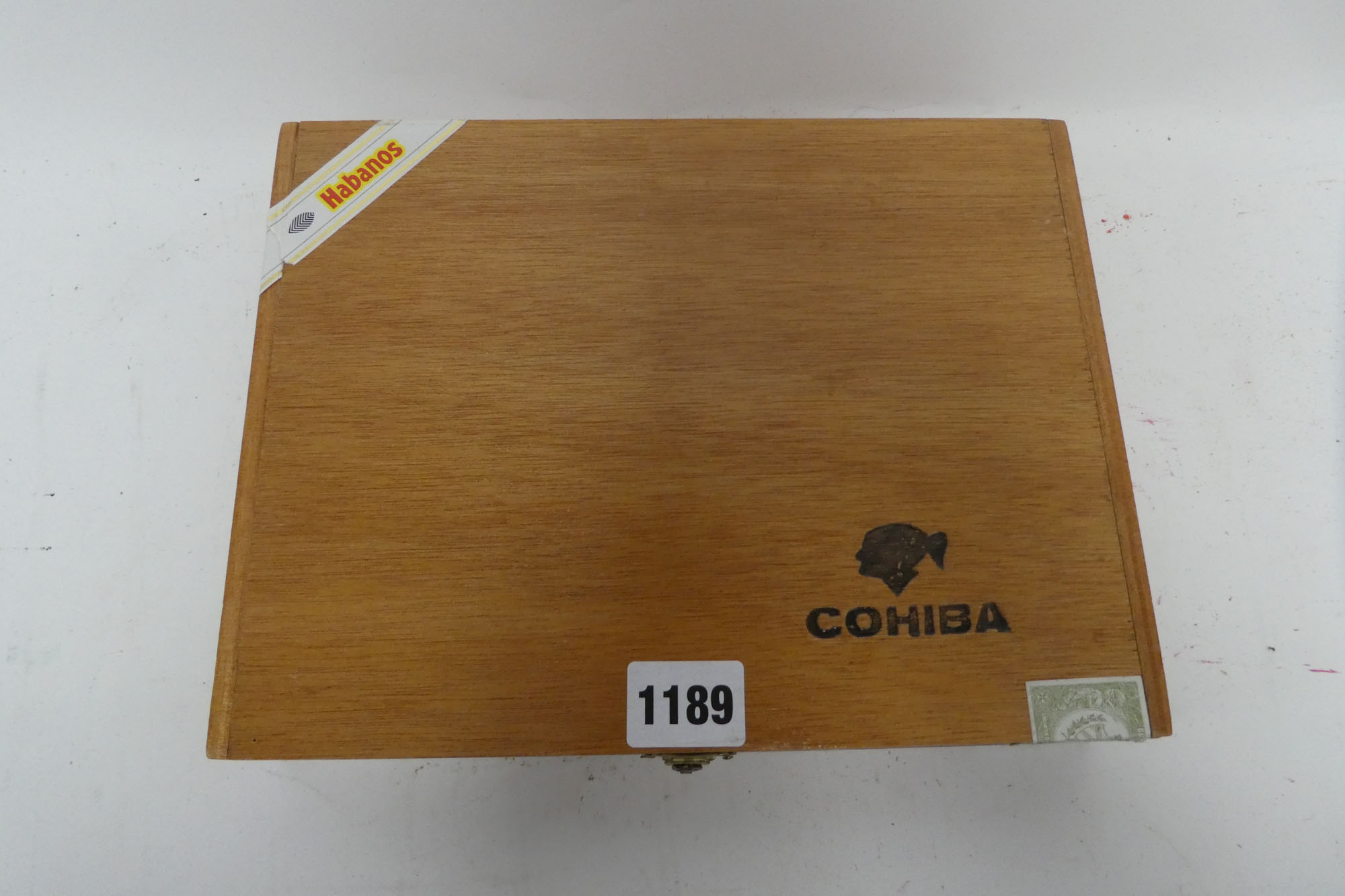 An old box of 24 Esplendidos Cohiba Habanos en Cuba (opened) - Image 2 of 2