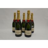 5 bottles of Moet & Chandon Imperial Brut Champagne 75cl 12% each