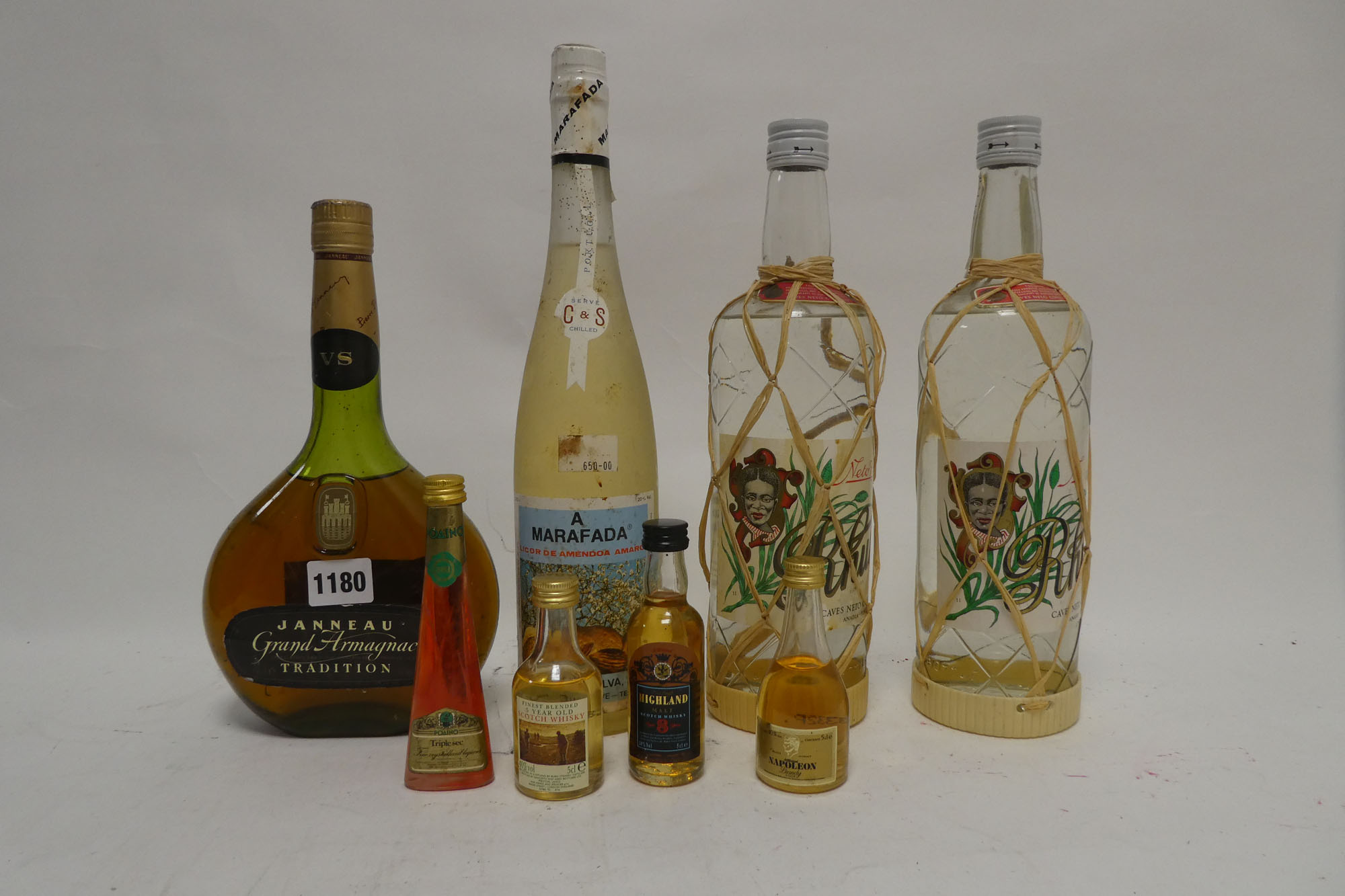 4 bottles & 4 miniatures, 1x Janneau VS Tradition Grand Armagnac 68cl 40%,