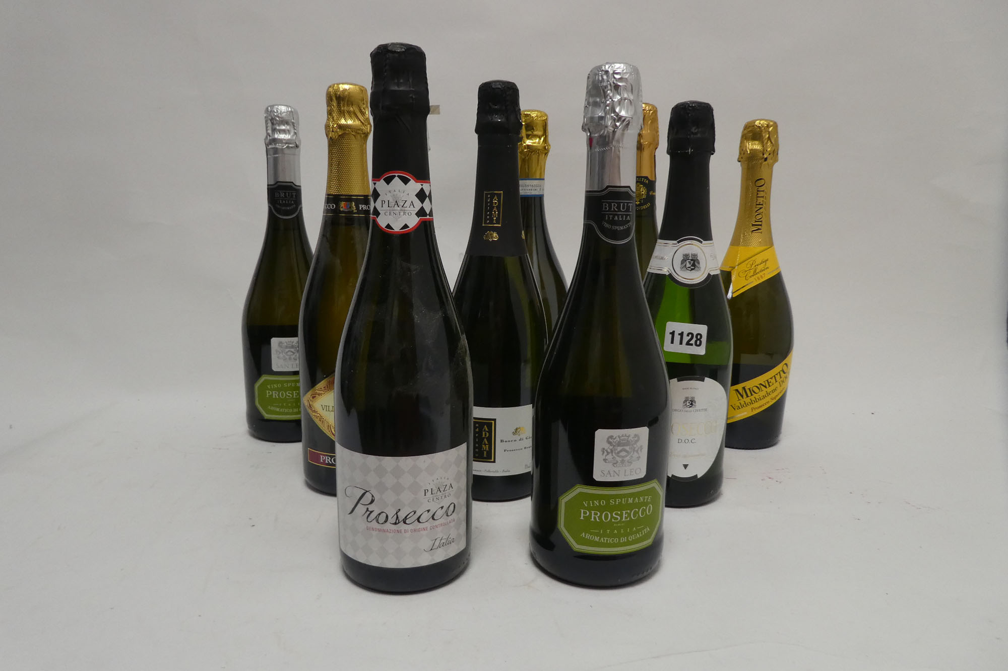 10 bottles of Italian Prosecco, 3x San leo Brut DOC, 1x Villa Teresa Brut DOC,