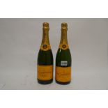 2 bottles of Veuve Clicquot Ponsardin Brut Champagne 75cl 12% each