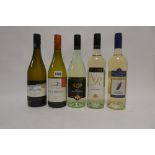 5 bottles white wine, 1x Roaring Meg Pinot Gris 2019 Central Otago New Zealand,