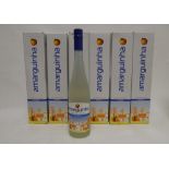 6 bottles of Amendoa Amarguinha Original Almond liqueur from Portugal 70cl 20% (Note VAT added to