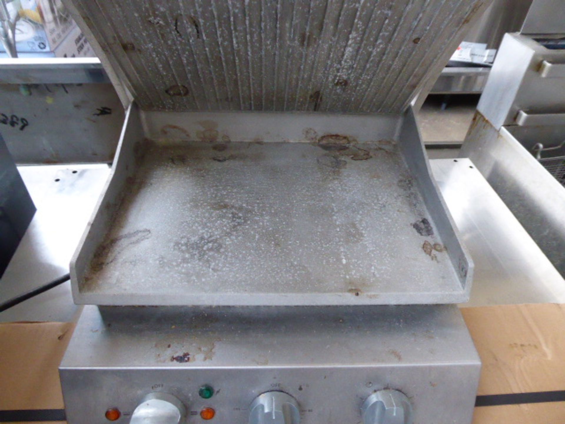 (TN14) - 40cm electric Roband double contact grill station - Image 2 of 2