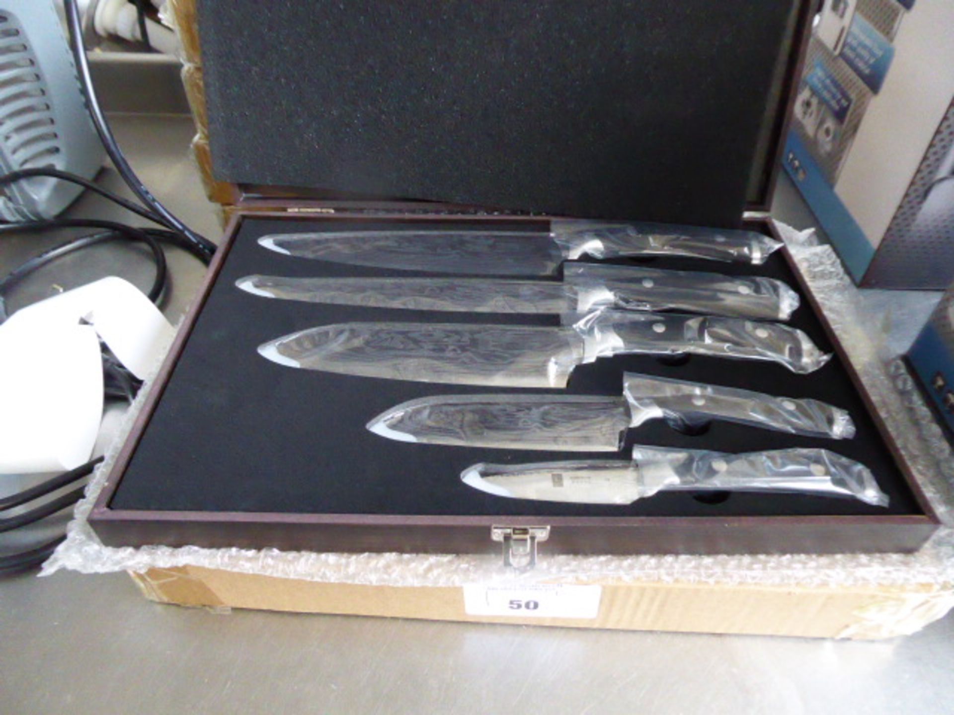 Case of 5 Kyoto Damascus knives in presentation box