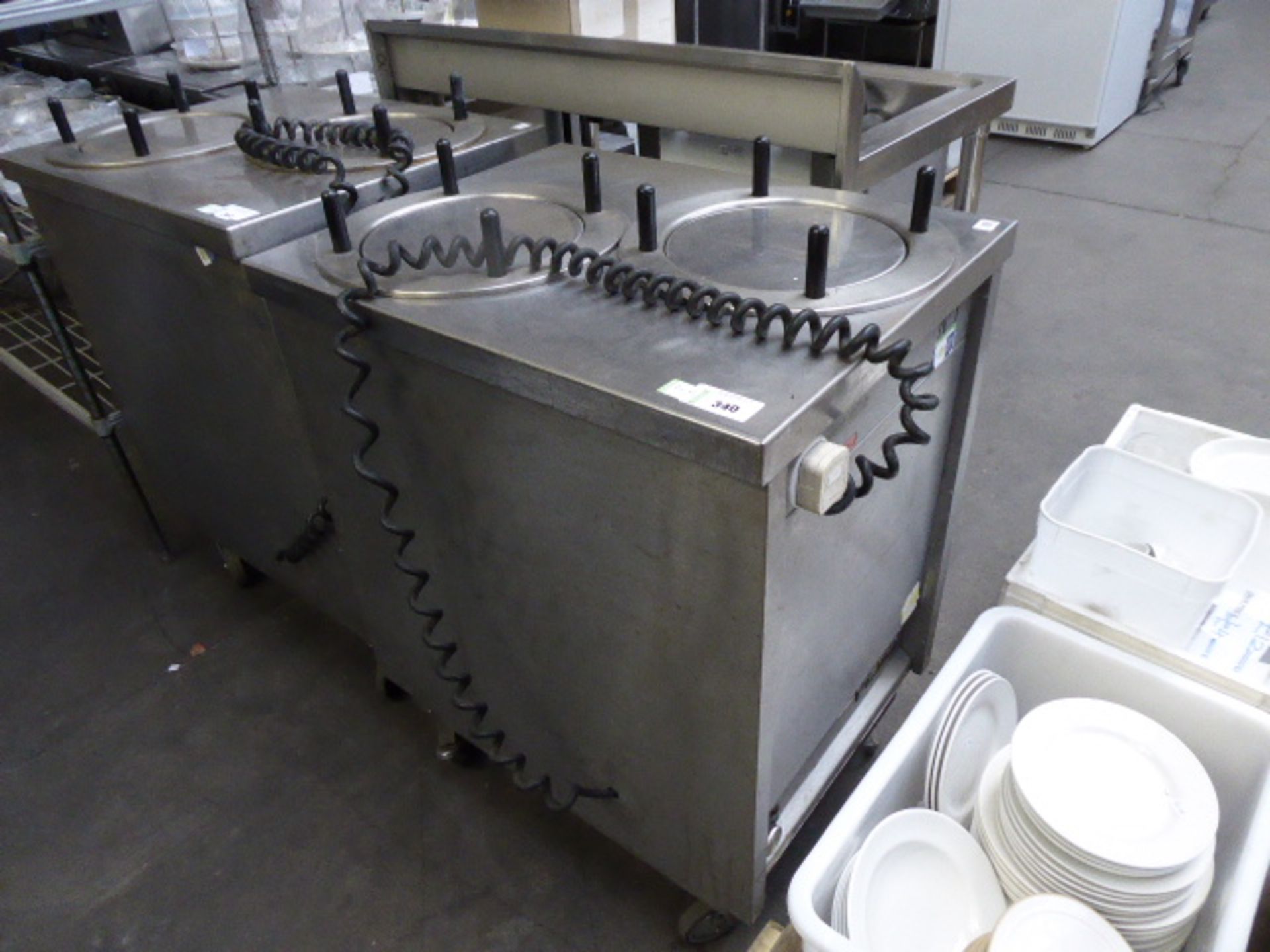 (TN49) - (18) 56cm x 70cm Still double plate lowerator with heater on castors