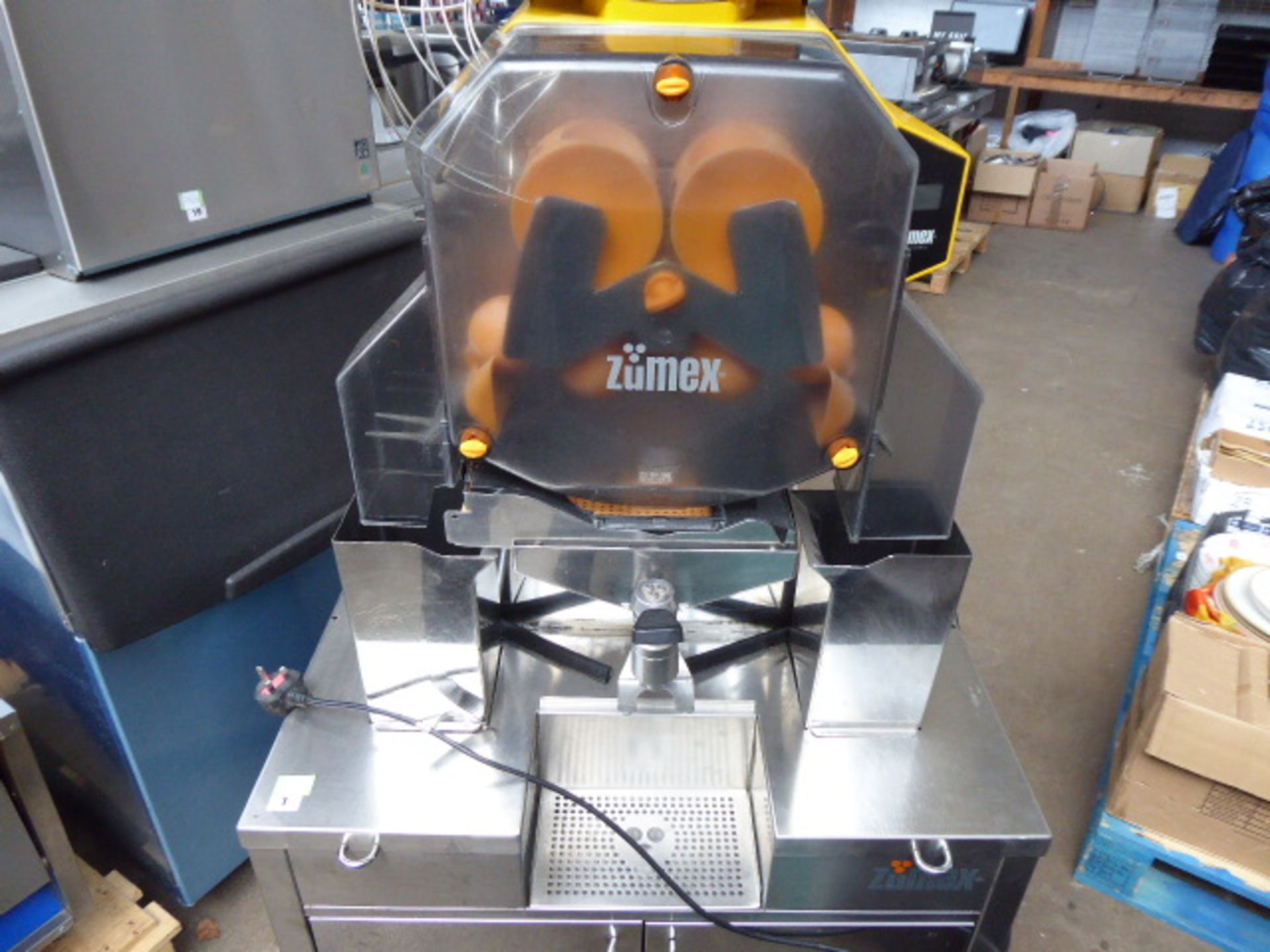 (TN1) Zumex Speed S Plus Self-Serve Podium, Version TC, on castors, Year 2018 - Image 2 of 4