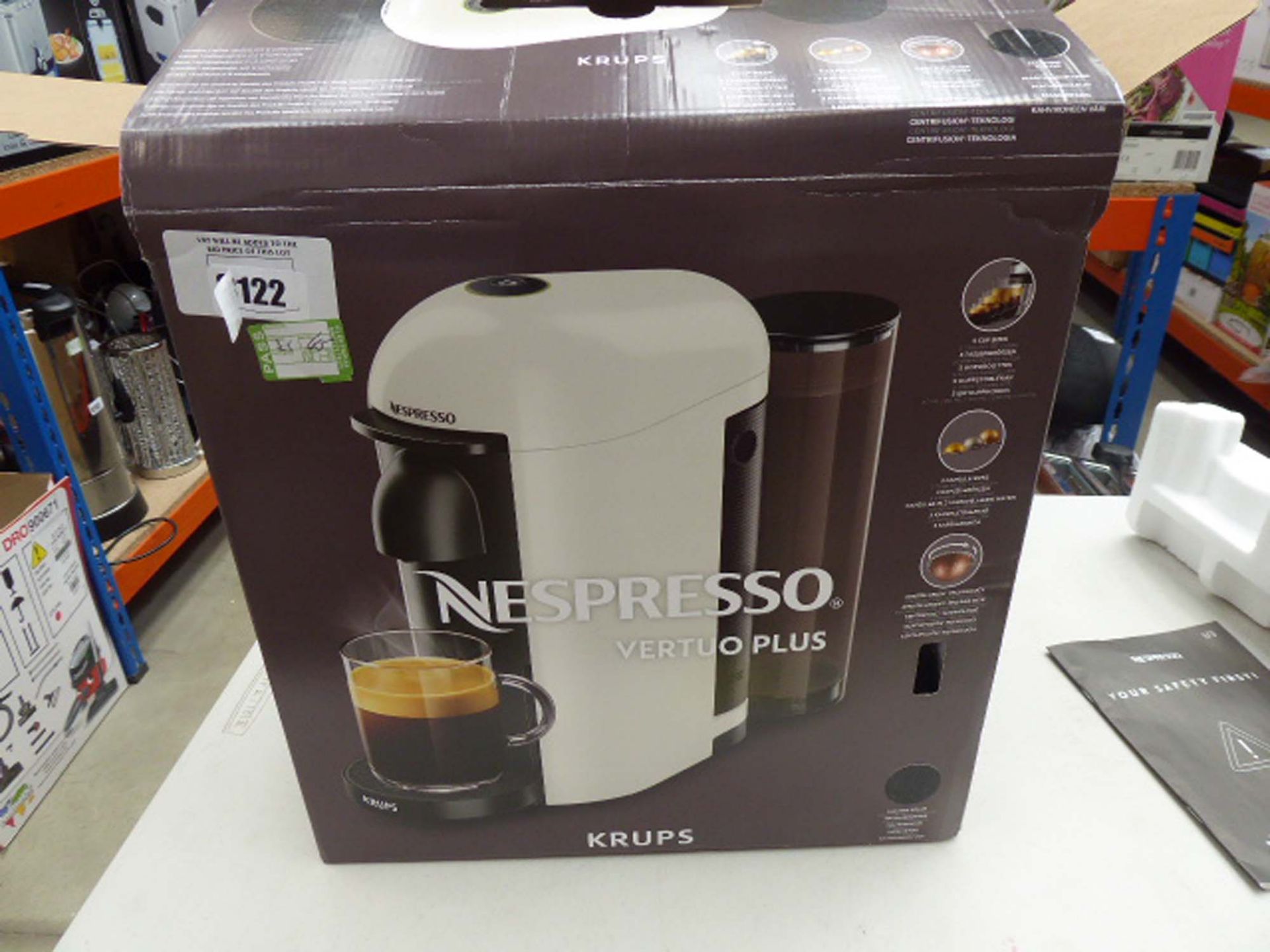 3122 - Nespresso Virtue Plus coffee machine with box Used, appears to be complete