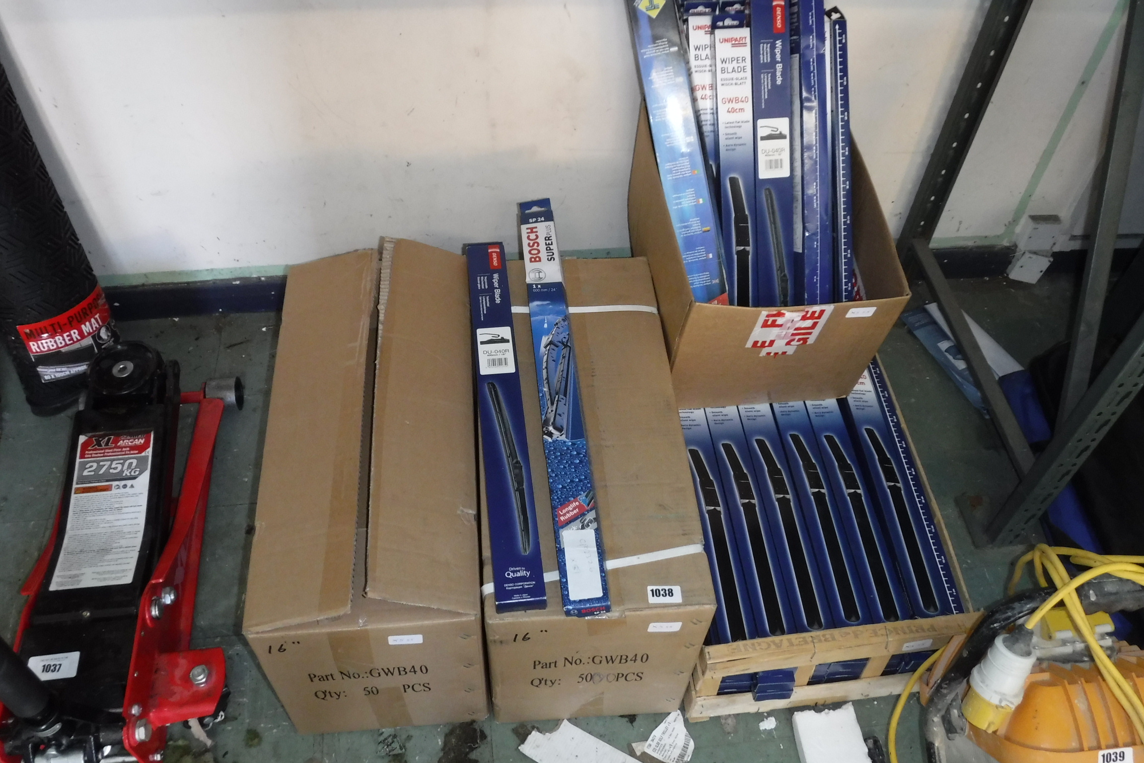 4 boxes of Denso wiper blades