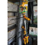 2 Hozelock lance sprays with 2 Hozelock hose spray guns