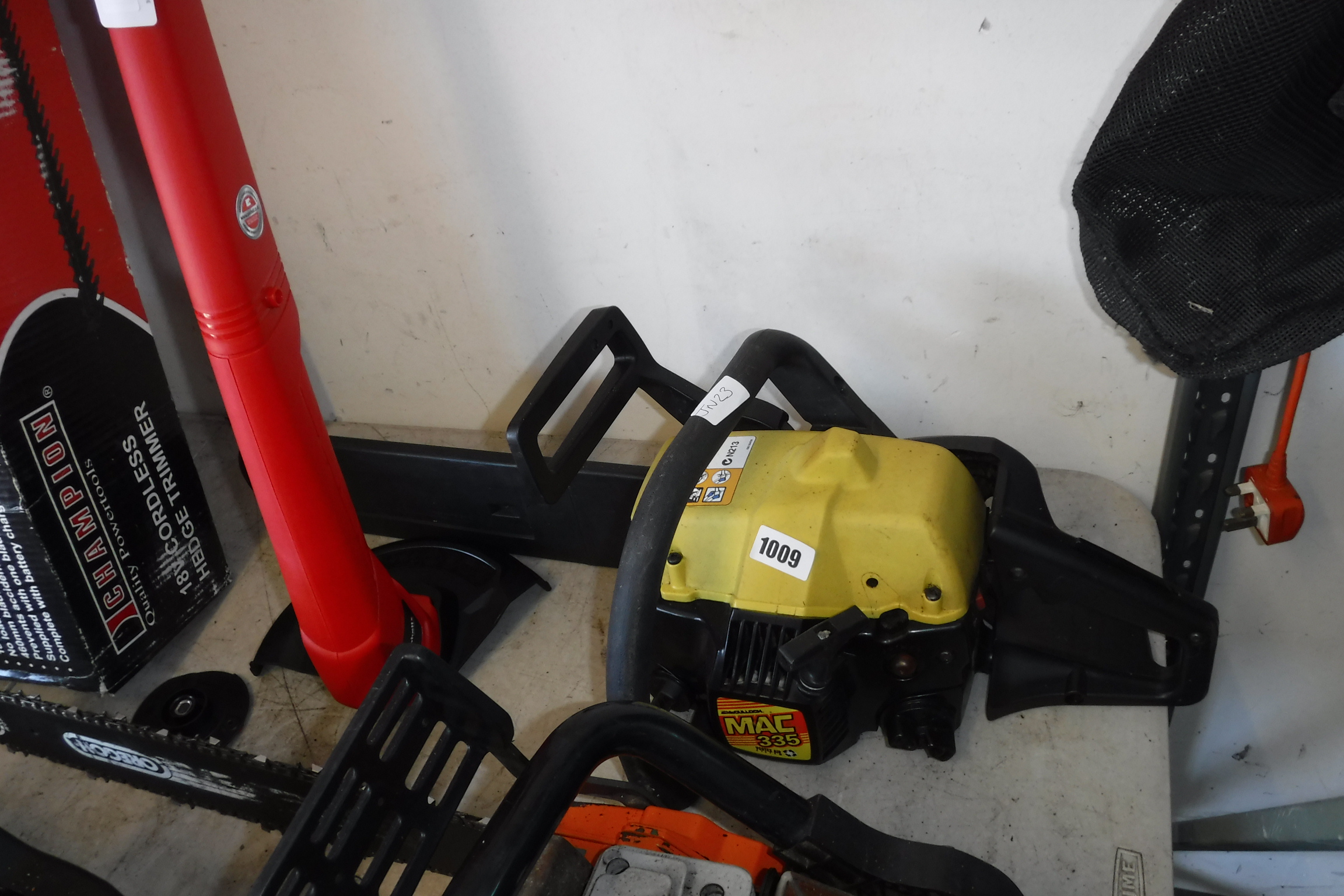 MacAllister 335 petrol chainsaw