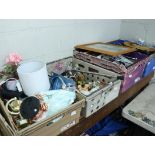 4 crates of mixed housewares incl. ornaments, pictures, cookware, clocks, magazine rack, etc.