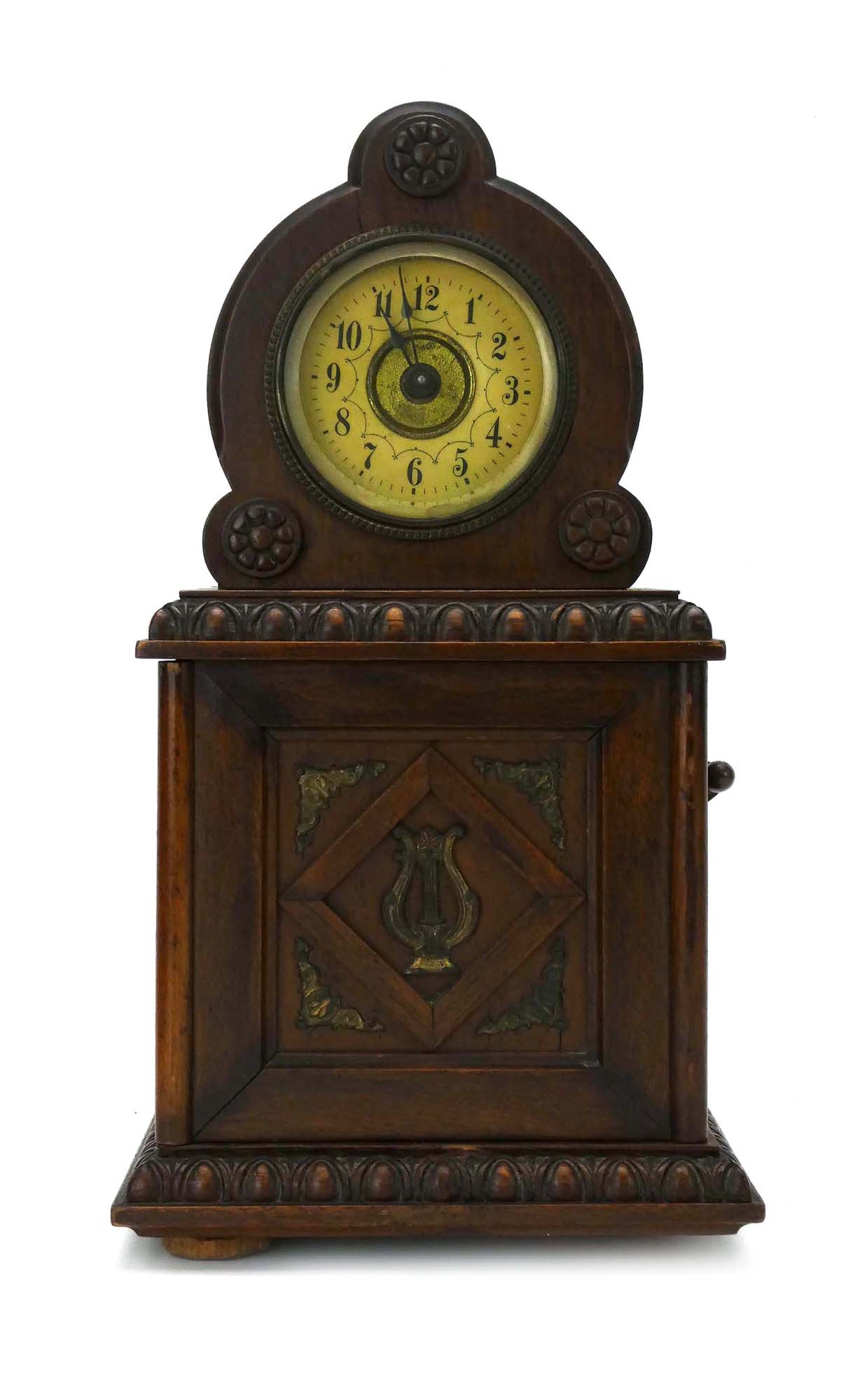 A late 19th century German oak cased polyphone mantel clock, DRP 126993, h. - Image 2 of 9