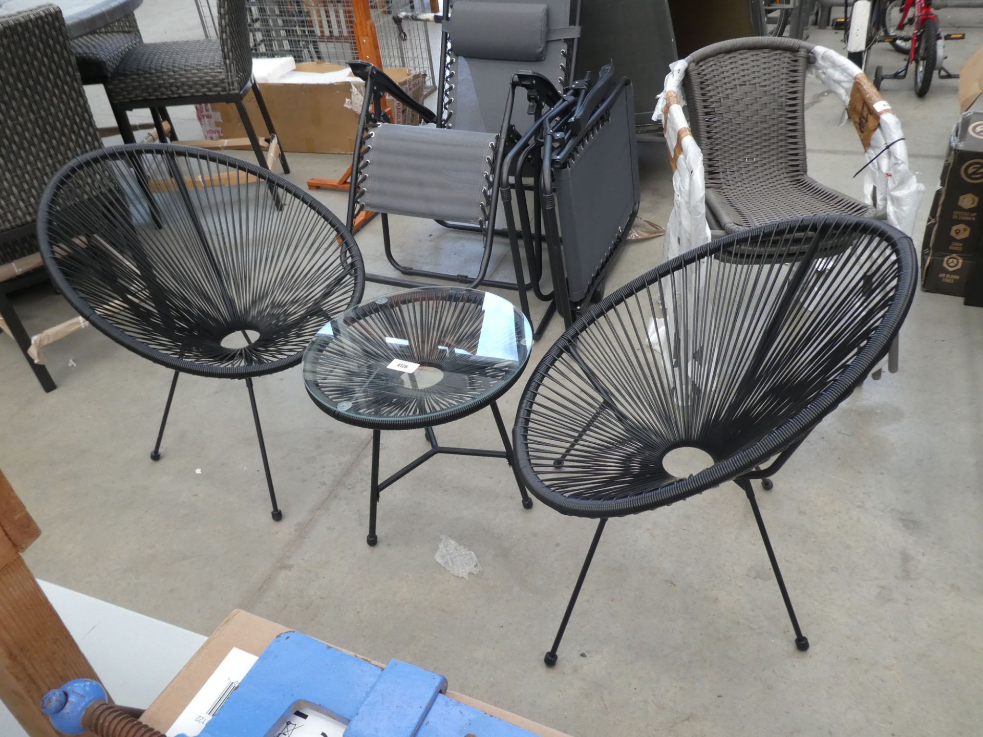 2 mesh style tub chairs and small glass topped coffee table - Image 2 of 2