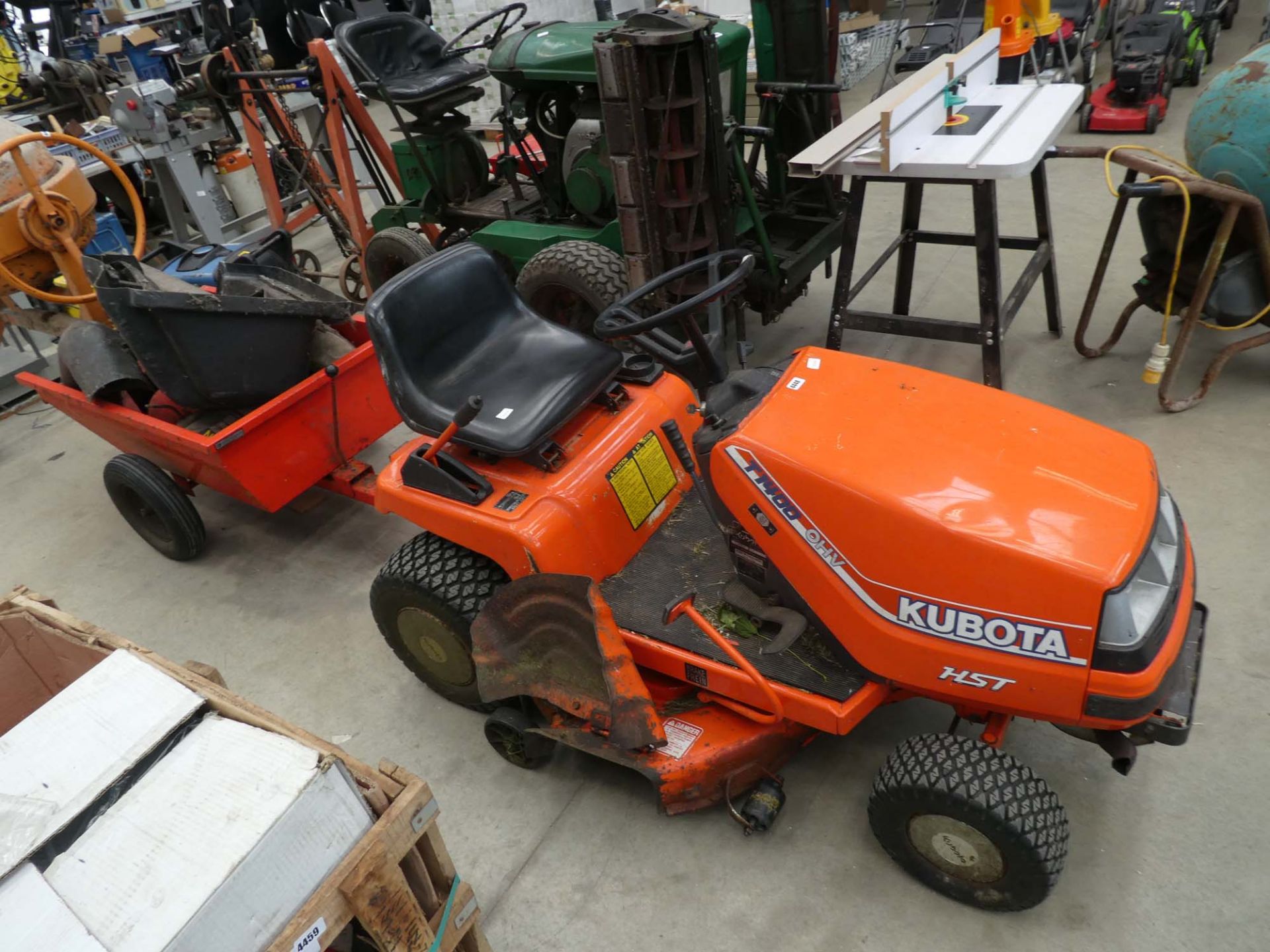 Kibota T1400 ride on lawnmower with trailer and attachment