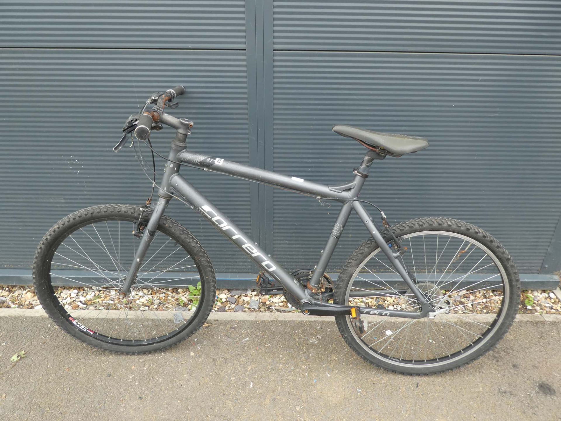 4036 Grey Carrera mountain bike