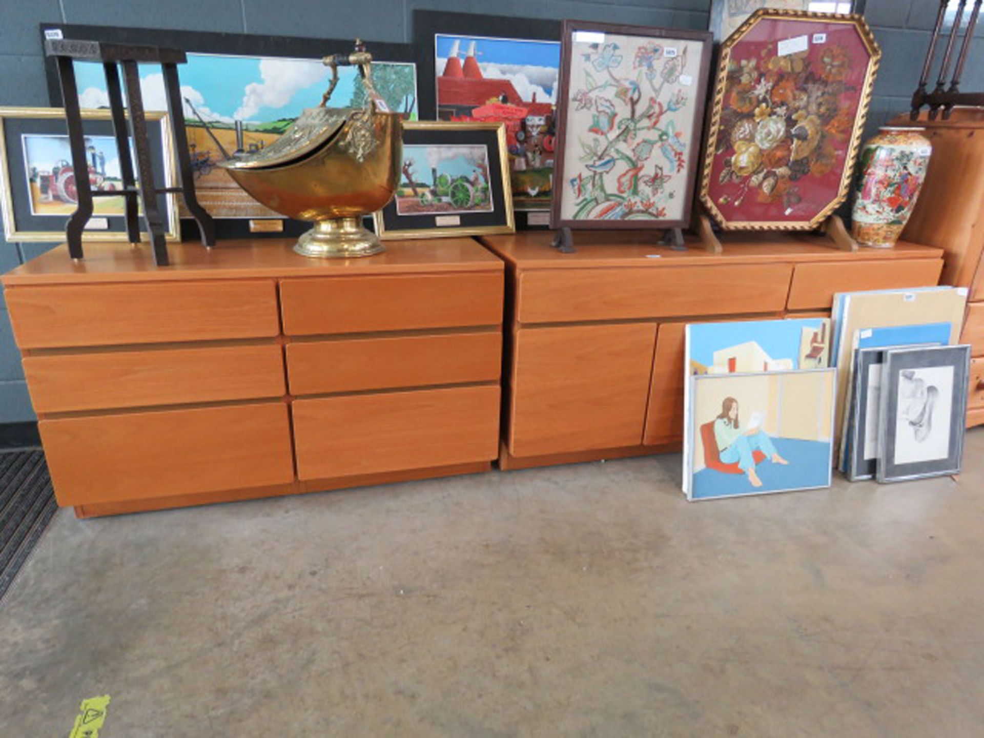 Two Tapley chests of drawers