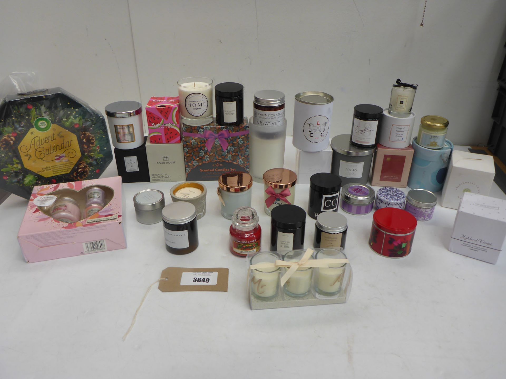 Selection of scented candles including Yankee, Jo Malone, The White Co, Darceys and others