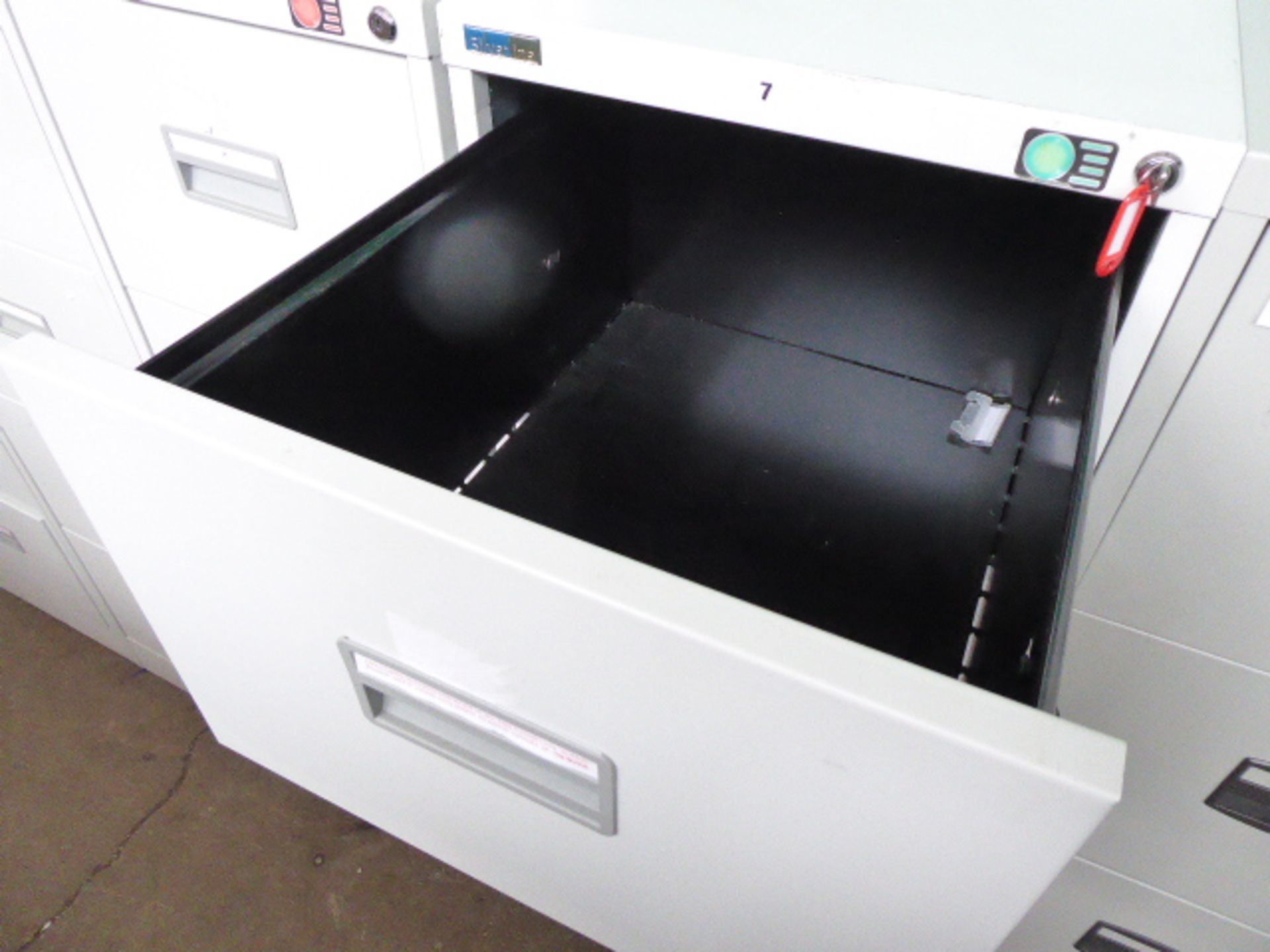 1 Silverline 46cm grey 4 drawer filing cabinets - Image 2 of 2
