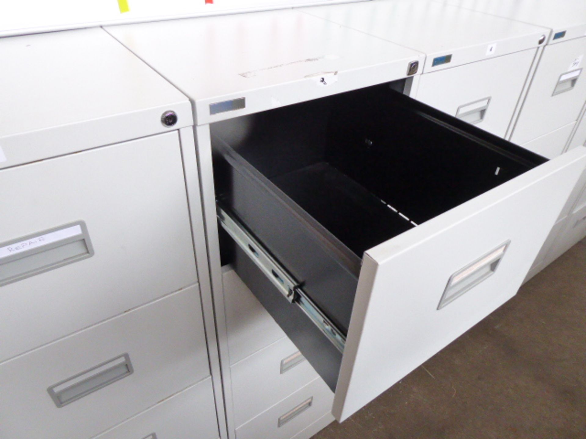 2 Silverline 46cm grey 4 drawer filing cabinets - Image 2 of 2