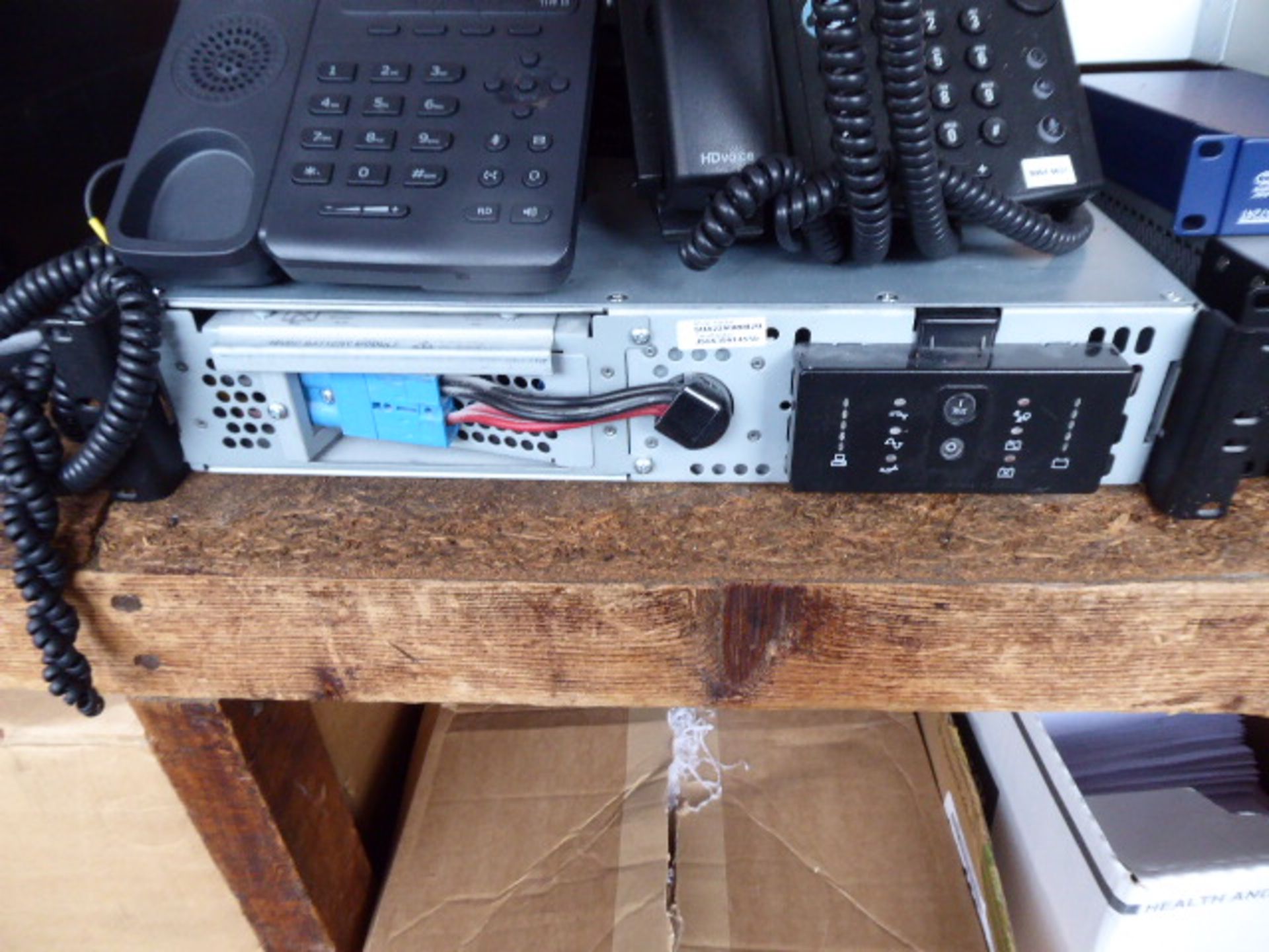 Shelf of Telecoms equipment and IT including 8 Yealink and Polycom desk phones,a UPS 2 Cisco - Image 3 of 5