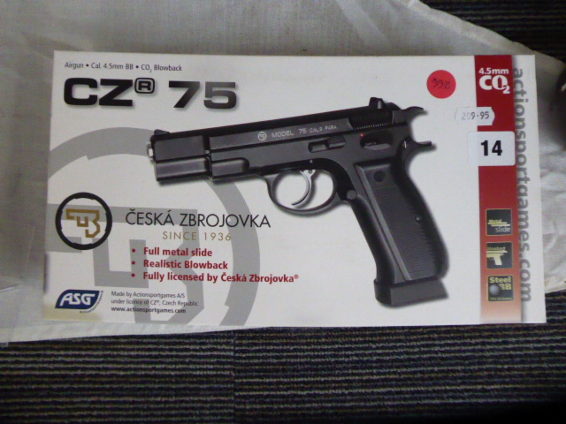 Boxed CZ 75 C02 .177 metal BB air pistol