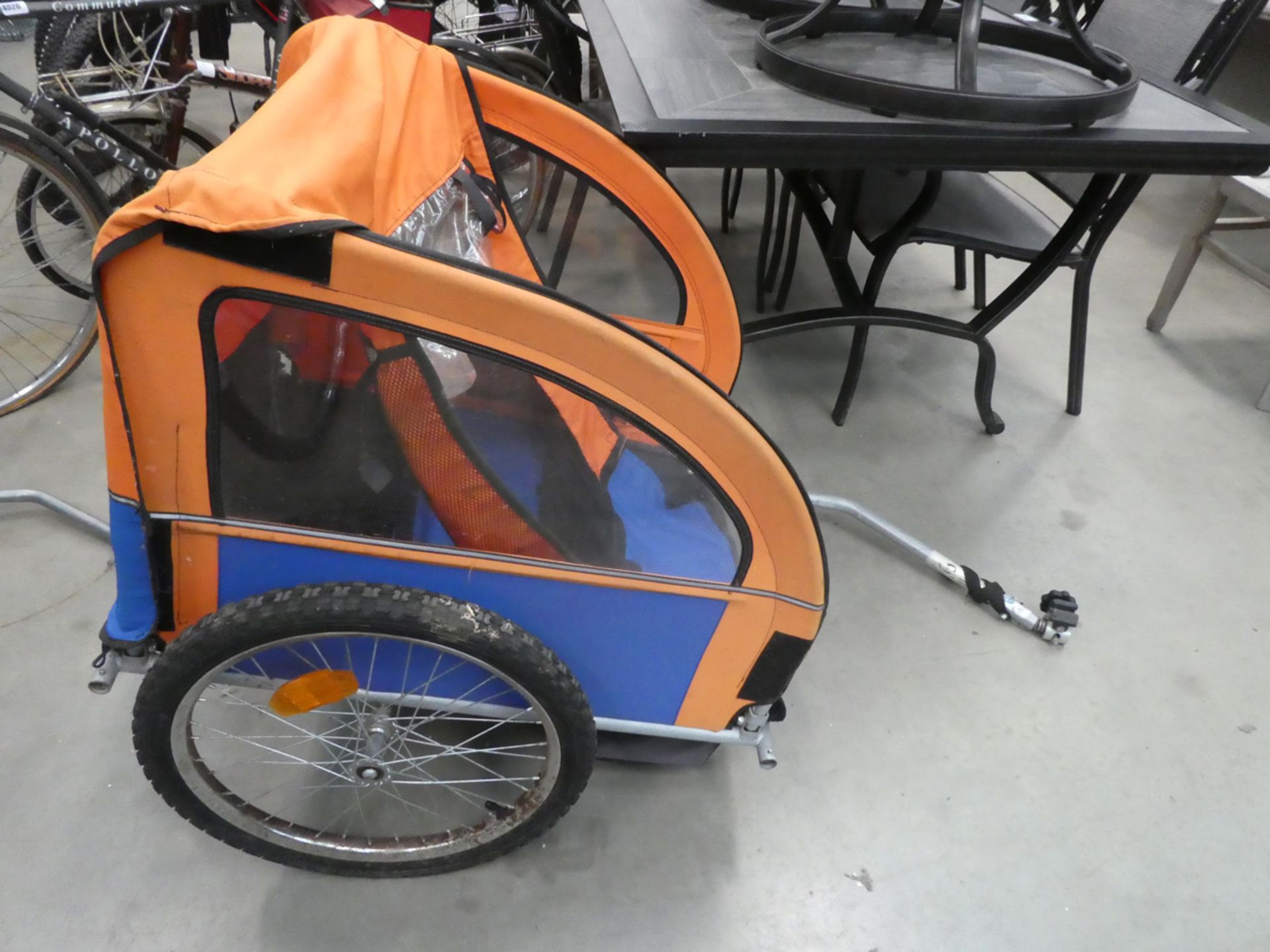4038 - Towalong bike trailer in orange and blue